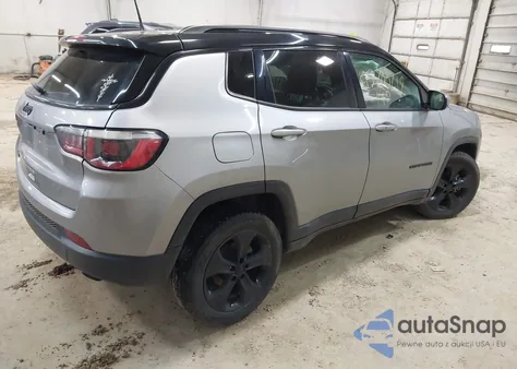 2019 Jeep Compass Altitude 4X4 z USA, uszkodzony, nr VIN 3C4NJDBB6KT679755